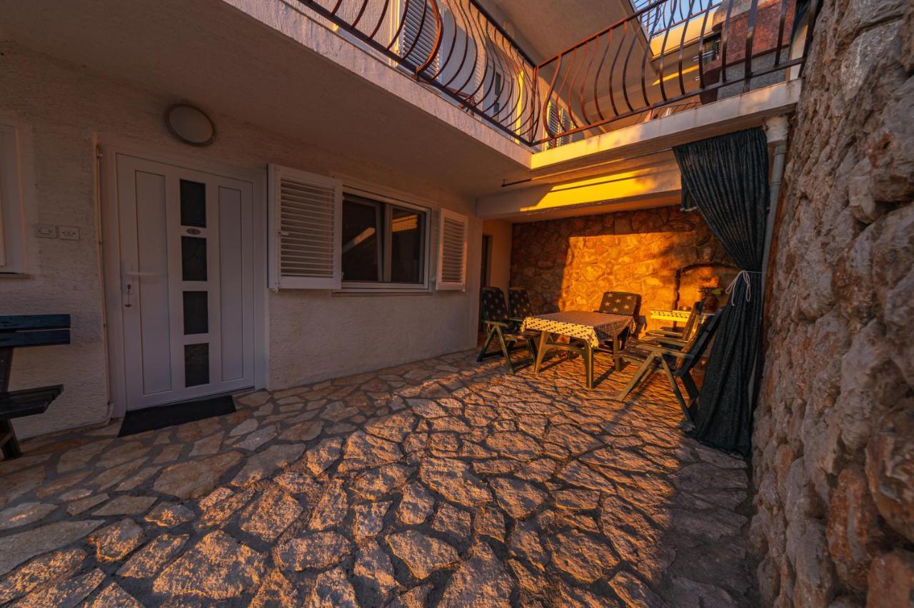 Апартаменты Apartmens Mendula Сень Экстерьер фото