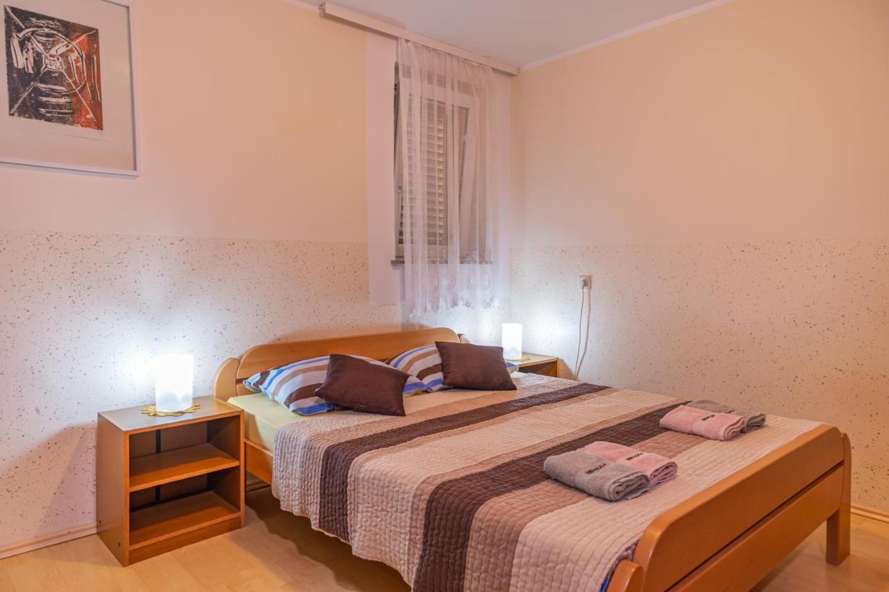 Апартаменты Apartmens Mendula Сень Экстерьер фото